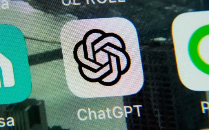 OpenAI تطلق تجربة ChatGPT مخصصة للمراهقين مع ضوابط حماية